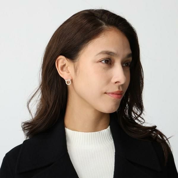 フェラガモ ピアス アクセサリー ガンチーニ クリスタルパール ミディアム ゴールド レディース Salvatore Ferragamo 760125 696581 詳細画像
