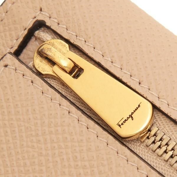 フェラガモ 長財布 ガンチーニ ベージュ レディース FERRAGAMO 22D779