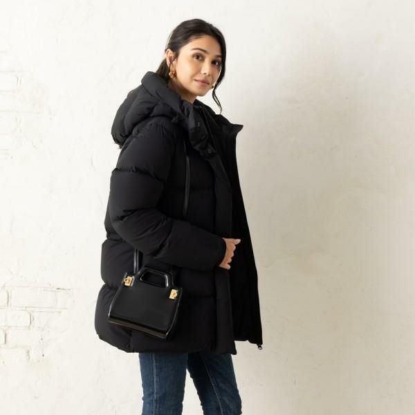 クロエ ショルダーバッグ 黒 Chloe（クロエ） 《クーポン配布》クロエ ショルダーバッグ レディース