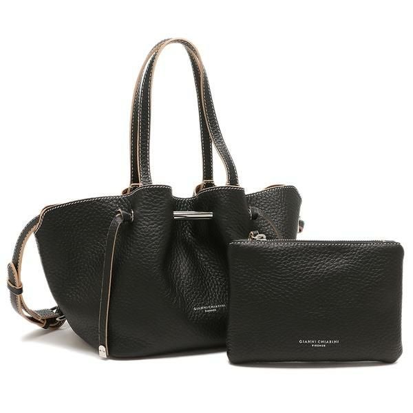 PRADA ブラック フラップ付きバックパック プラダ ショルダーバッグ サフィアーノ ブラック レディース PRADA