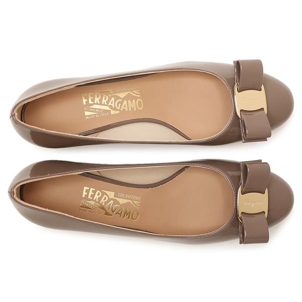 フェラガモ パンプス ヴァラ ブラウン レディース Salvatore Ferragamo