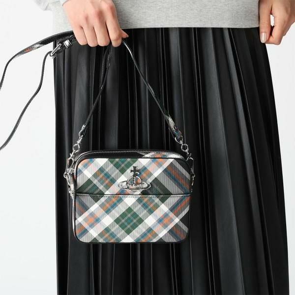 新品！ヴィヴィアン  ショルダーバッグ ヴィヴィアンウエストウッド Vivienne Westwood ショルダーバッグ