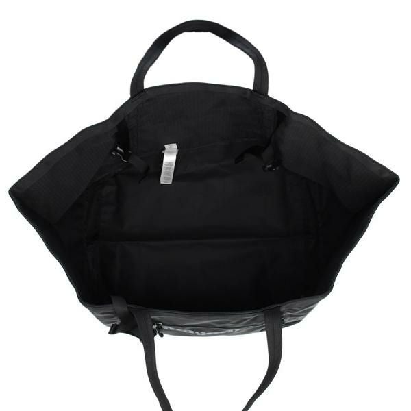 Y*i様 未開封新品未使用品！パタゴニア ブラックホール　ギアトート　61L 入 パタゴニア Patagonia トートバッグ 大きめ 大容量 ブラックホール