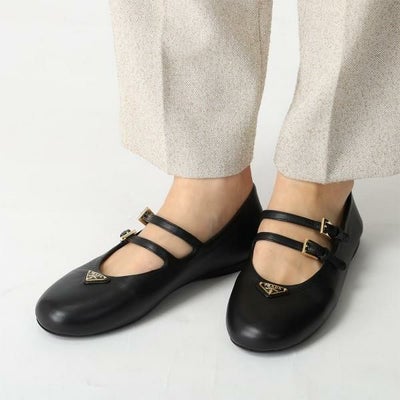 プラダ バレエシューズ フラットシューズ バレリーナ トライアングル 