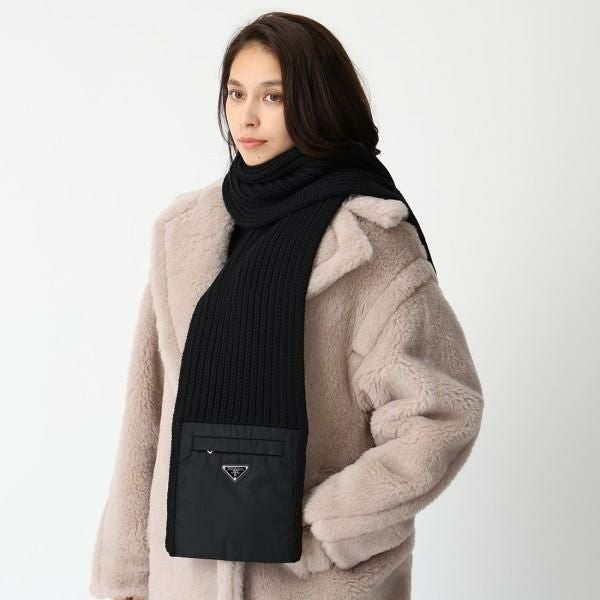 プラダ マフラー ロゴプレート カシミヤ ポケット付き ブラック メンズ