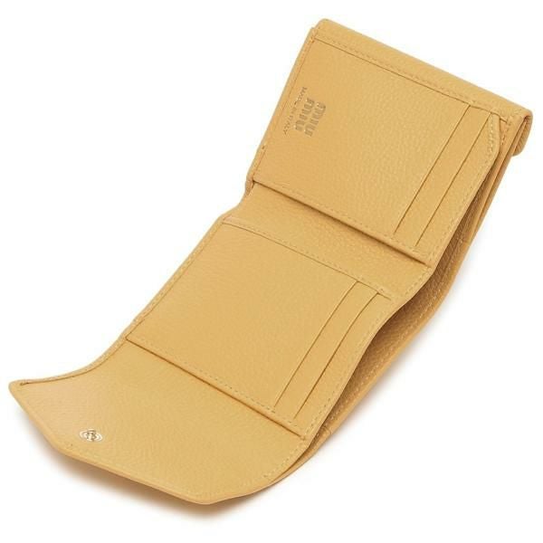 ミュウミュウ 三つ折り財布 ヴィッテロダイノレザー ミニ財布 イエロー