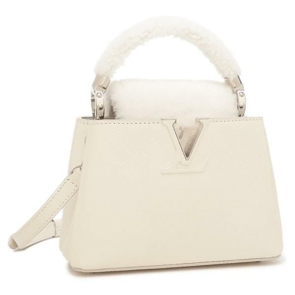 FENDI ボディーバッグ　ショルダーバック　フェンディ フェンディ FENDI バッグ ボディバッグ メッセンジャー ワンショルダー