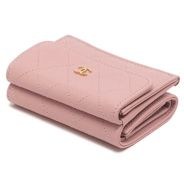ひろらぶ様  専用  CHANEL 折財布 マトラッセ ミニ財布 シャネル CHANEL 三つ折り財布 マトラッセ キルティング ミニ財布 CC