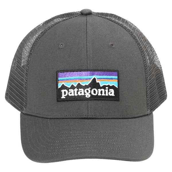 パタゴニア キャップ P-6ロゴ トラッカーハット メッシュCAP グレー