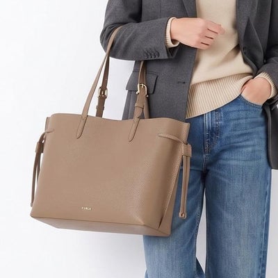 フルラ トートバッグ アヴァ A4対応 ベージュ レディース FURLA 